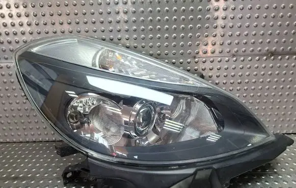 Renault Clio III Headlight/headlamp S27624268