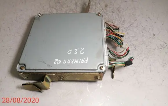 Nissan Primera Engine control unit/module 23710AU600