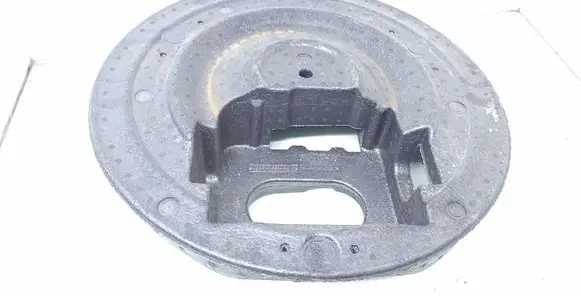 Volvo V70 Spare wheel section trim 31202042