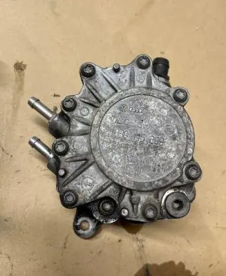 Audi A3 S3 8P Vacuum pump 03G145209 240804B1 M5100