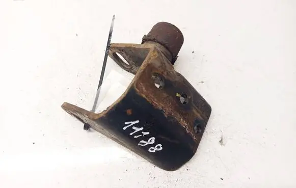 Toyota Corolla Verso AR10 Engine mounting bracket 