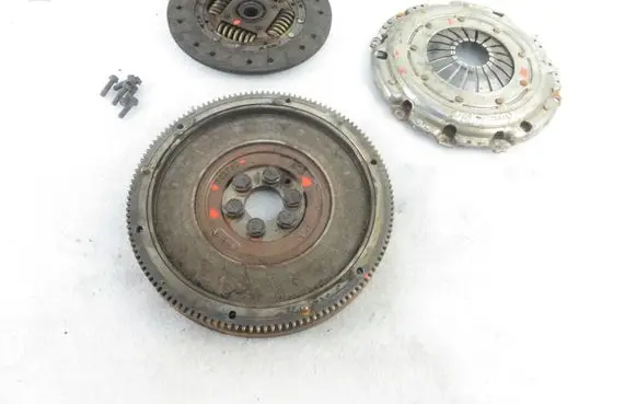 Volkswagen PASSAT B6 Flywheel 702098