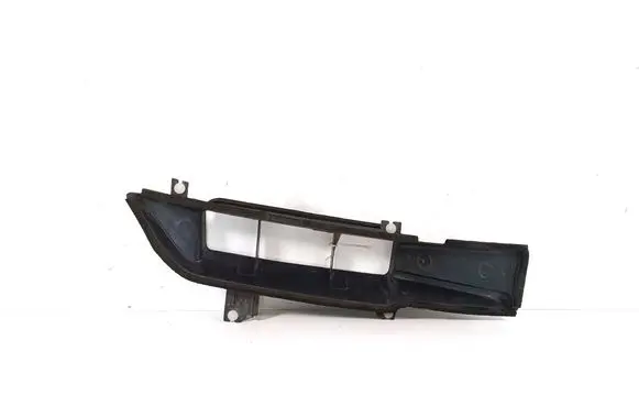 Tesla Model 3 Intercooler air guide/duct channel 109085700C