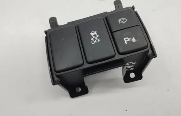 Traction control (ASR) switch