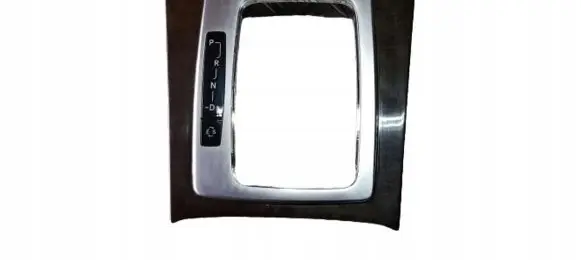 Mercedes-Benz C W204 Centre console side trim front A2042674488