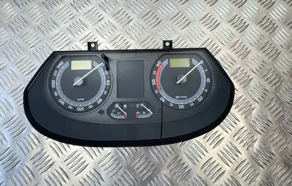 Skoda Fabia Mk1 (6Y) Speedometer (instrument cluster) 6Y0920871D