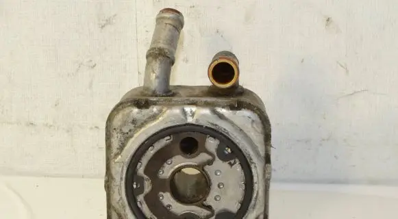 Audi A6 S6 C5 4B Engine oil radiator 059117021A 1098