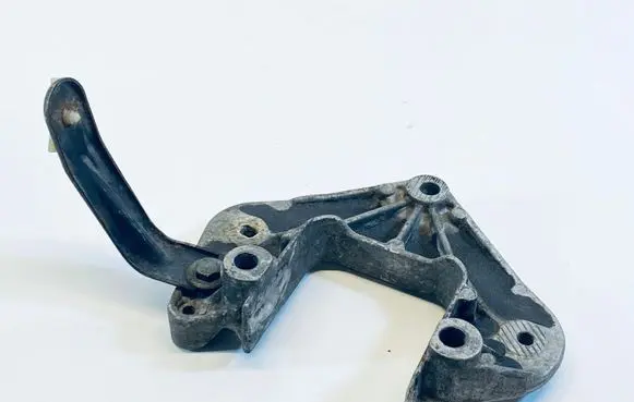 Audi A2 Gearbox mounting bracket 8Z0199565C