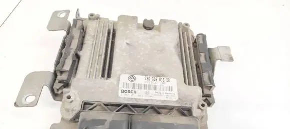 Volkswagen Touran I Engine control unit/module 03G906016DR 0281011844