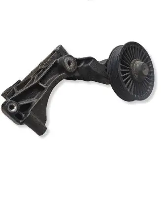 Opel Vectra C A/C compressor mount bracket 24401737