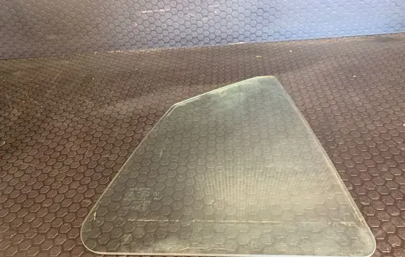 Mazda 6 Rear vent window glass 43R00011 0T23GM 0000751