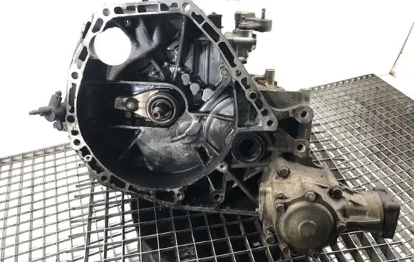 Honda CR-V Manual 5 speed gearbox SBXM