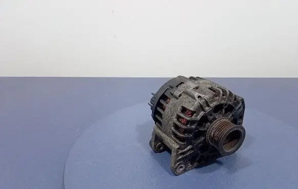 Nissan Primera Generator/alternator 8200290217