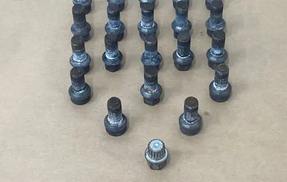 Bentley Continental Nuts/bolts 