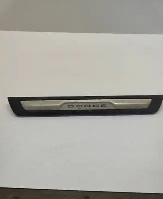 Dodge Durango Front sill trim cover 1SZ57DX9AA 00041404