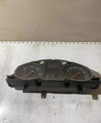 Volkswagen PASSAT B6 Speedometer (instrument cluster) A2C53145550