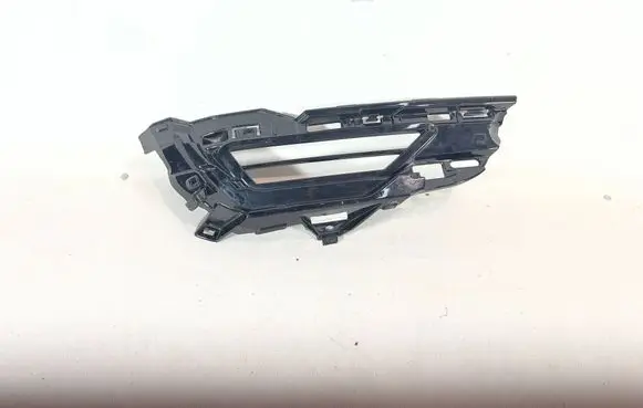 Volvo XC60 Front bumper lower grill 32234968