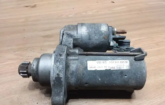 Volkswagen PASSAT B6 Starter motor 02M911023M