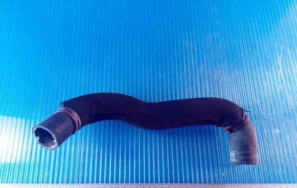 Audi A5 8T 8F Engine coolant pipe/hose