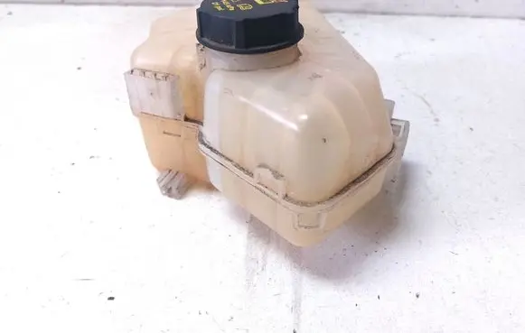 Ford B-MAX Coolant expansion tank/reservoir 8V218K218B