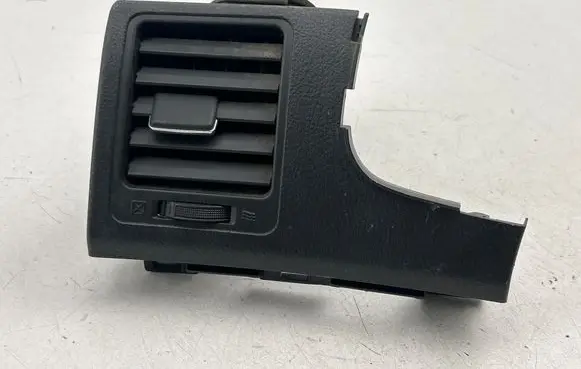 Dash center air vent grill
