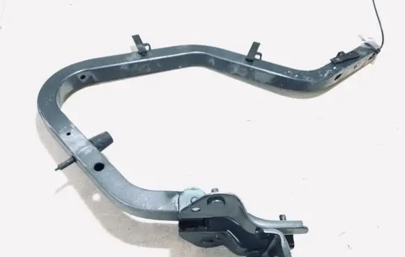 Mazda 626 Tailgate/trunk/boot hinge