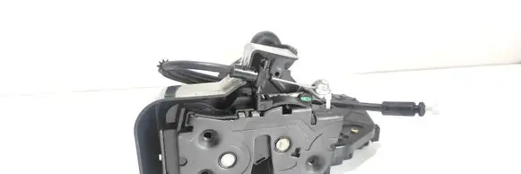 Land Rover Discovery 3 - LR3 Front door lock FQJ000205