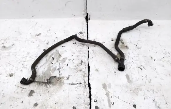 BMW X5 E70 Engine coolant pipe/hose