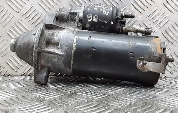 Volkswagen PASSAT B5 Starter motor 0001110128