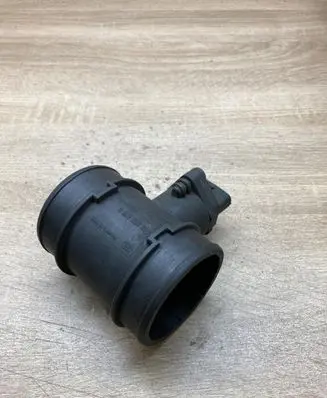 Opel Vectra B Mass air flow meter 0281002180