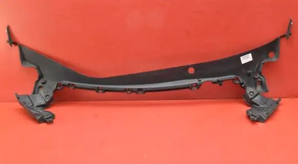 Tesla Model 3 Wiper trim 1081676-00-G