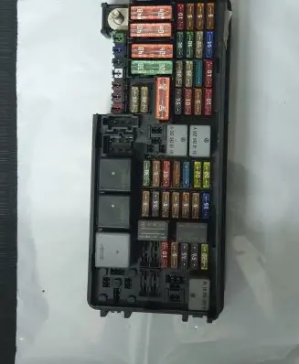 Mercedes-Benz GL X164 Fuse module A1645403072 A0025428119