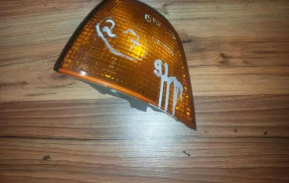 BMW 3 E36 Front indicator light 1387043