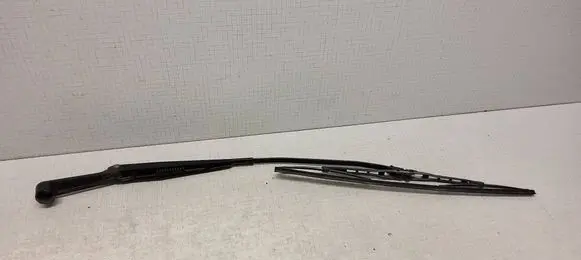 Subaru Justy Windshield/front glass wiper blade 