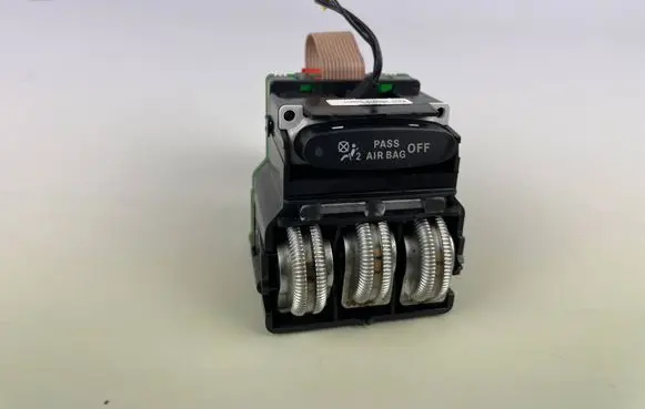 Mercedes-Benz SL R230 Passenger airbag on/off switch 9010108K0000 10591620 A2308300854