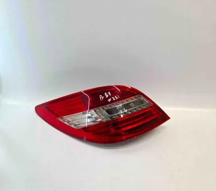 Mercedes-Benz R W251 Rear/tail lights A2518201964