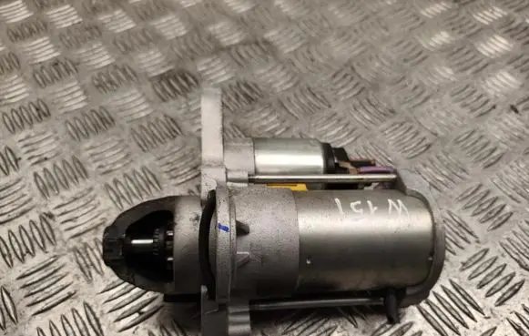 Renault Clio V Starter motor 233008820R
