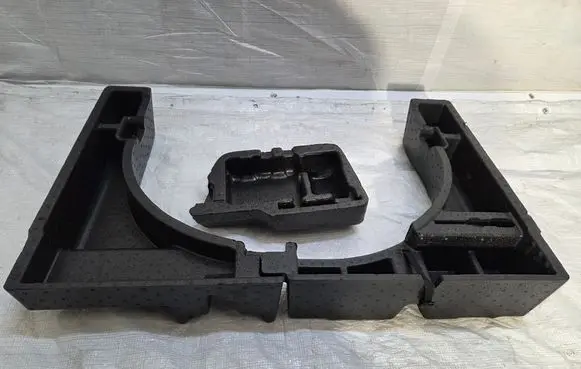 Opel Mokka Other trunk/boot trim element 95095444