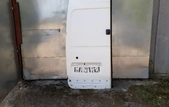 Opel Movano B Back/rear loading door 