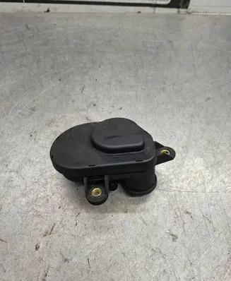 Mercedes-Benz C W203 Intake manifold valve actuator/motor A6111500494 0537