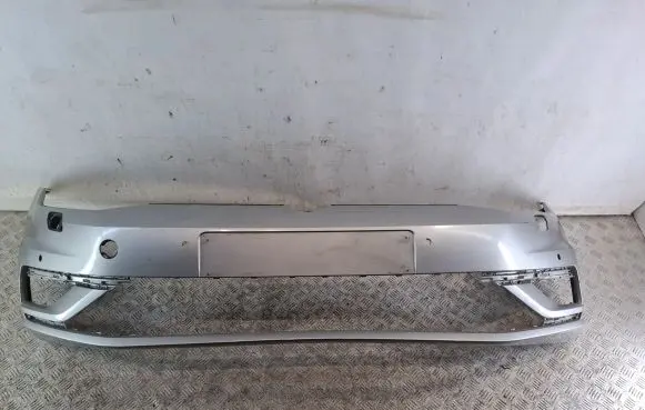 Volkswagen Golf VII Front bumper 5G0807221FL