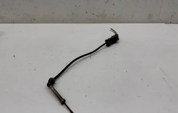 Opel Crossland X Exhaust gas temperature sensor 98083120