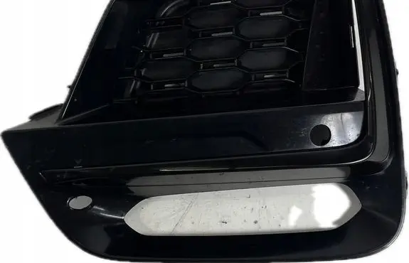 BMW X3 G01 Front bumper lower grill 8065096