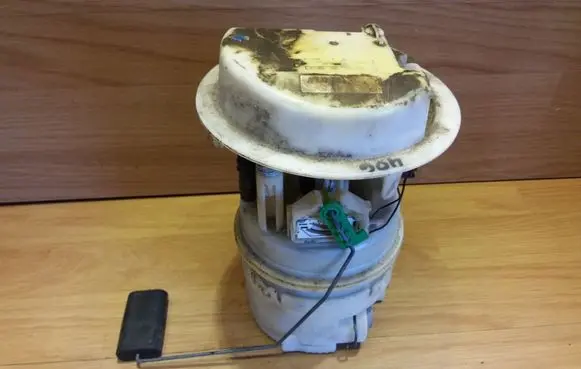 Peugeot 406 In-tank fuel pump 9638028980