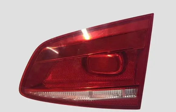 Volkswagen PASSAT B7 Tailgate rear/tail lights 3AF945094J 605512 605622