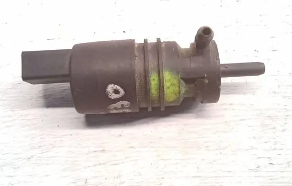 Mercedes-Benz ML W163 Windscreen/windshield washer pump