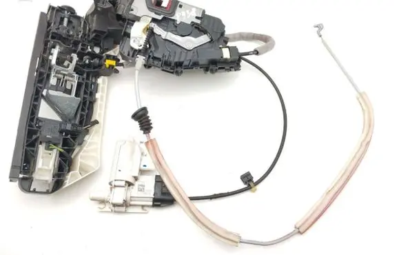 Mercedes-Benz S W222 Front door lock A2227601400