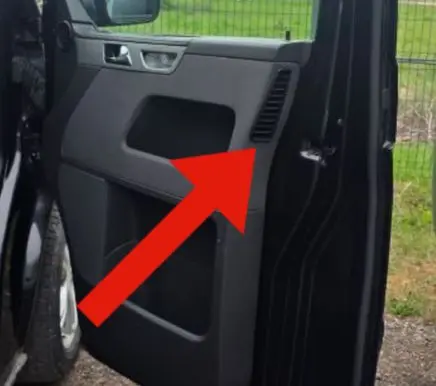 Volkswagen Multivan T5 Front door card panel trim