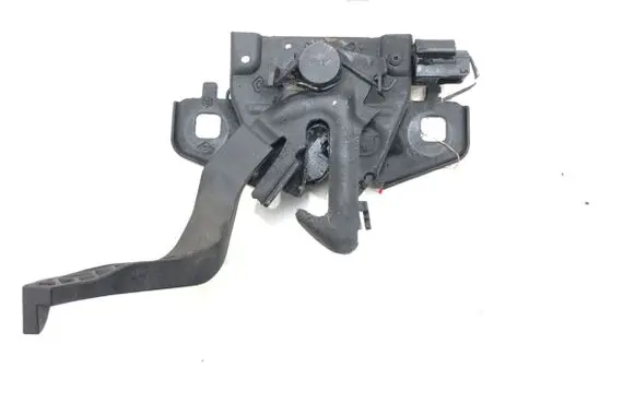 Dacia Duster II Engine bonnet/hood lock/catch 