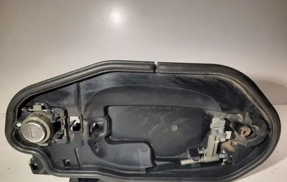 BMW 5 E60 E61 Front door exterior handle/bracket 7034451